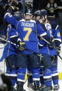 Dancing in the Reign: Late-season blues; St. Louis knocks off Kings 3-1