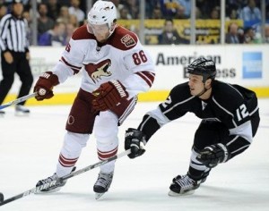 Dancing in the Reign: Coyotes Bite Late: Kings fall 3-2 in Shootout